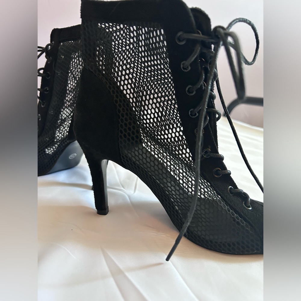 Black Lace-Up Mesh Peep-Toe Heels - Picture 3 of 7